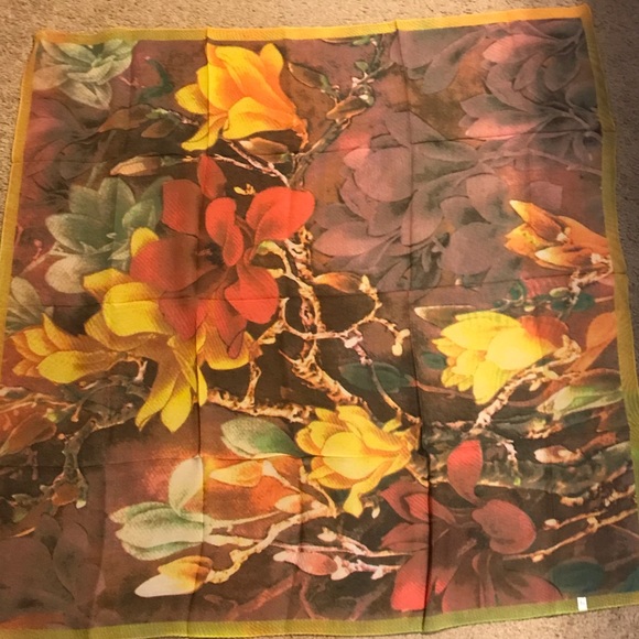 Jocelyn Nord Accessories - Jocelyn Nord 100% Silk scarf